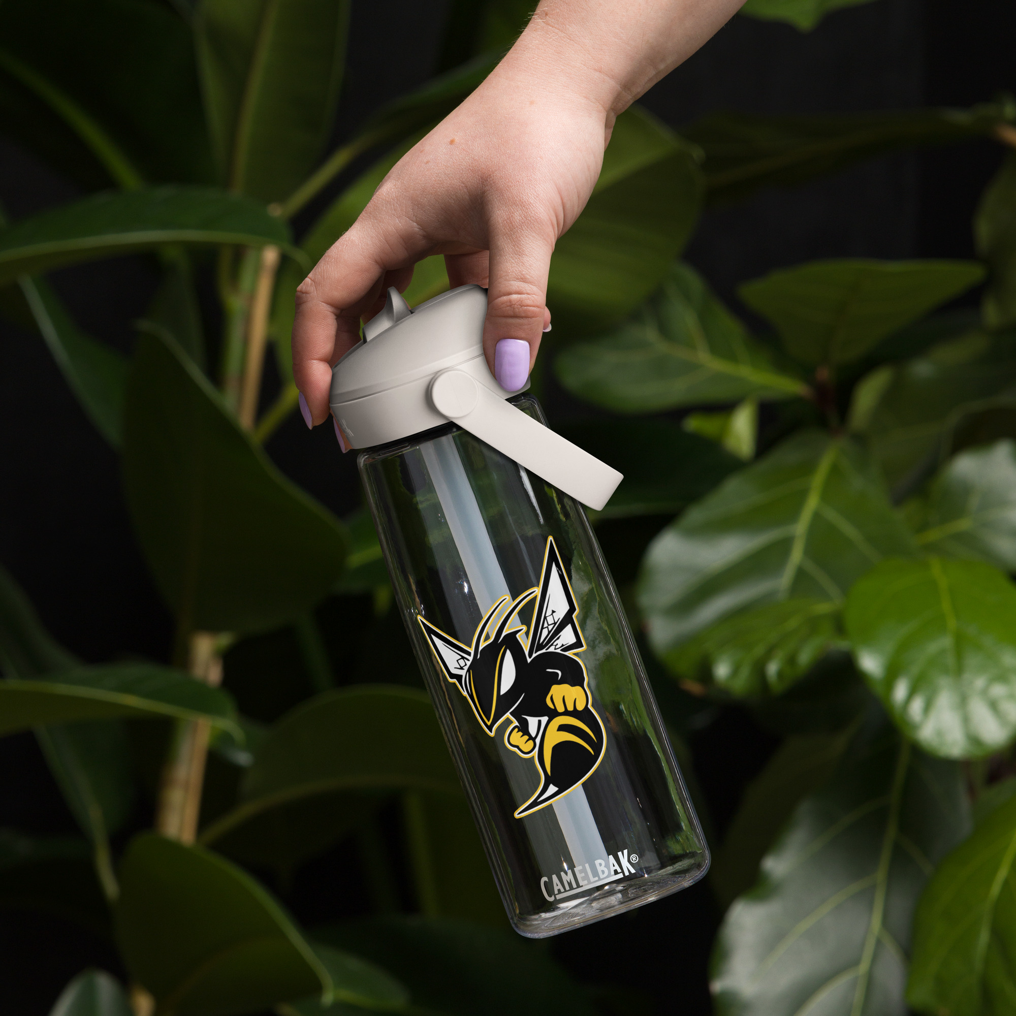 Hornets CamelBak Water Bottle - Image 2